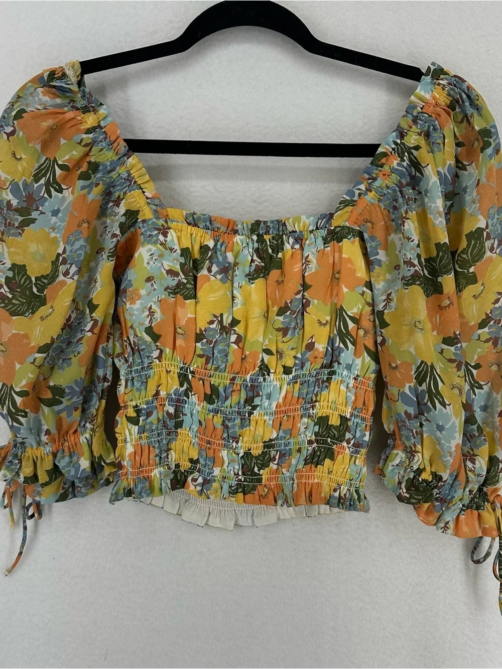Abercrombie & Fitch Floral Smocked Puff Sleeve Crop Blouse Women’s Small Multi